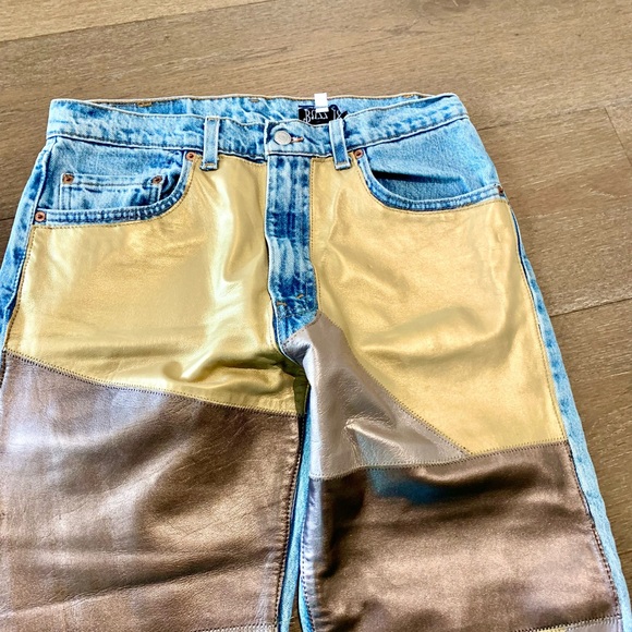 Repurposed Levi’s jeans with leather patchwork. Levi’s 505 regular fit - Picture 3 of 11